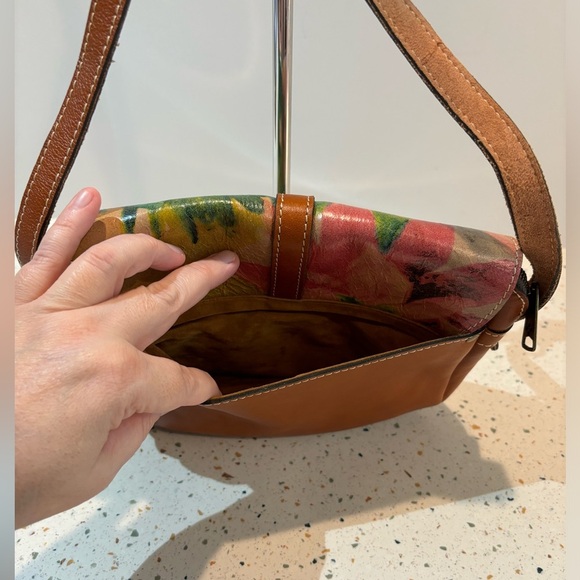 Patricia Nash Floral Leather Crossbody Handbag - Picture 14 of 16
